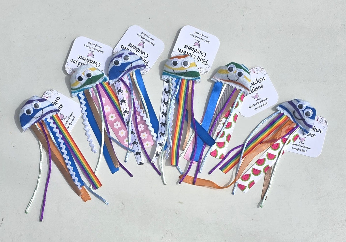 Jellyfish Ribbon Brooch Pin