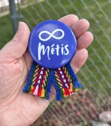 Métis Button With Sash - Blue